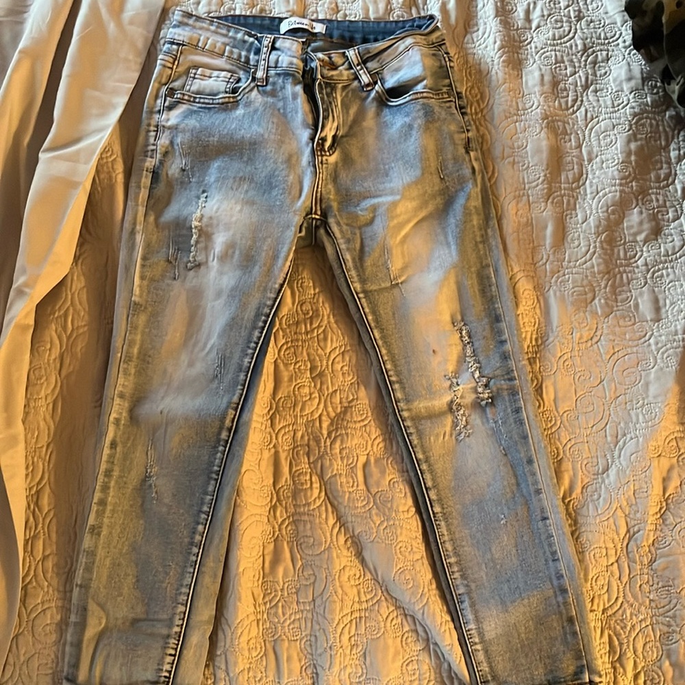 Ripped Jeans